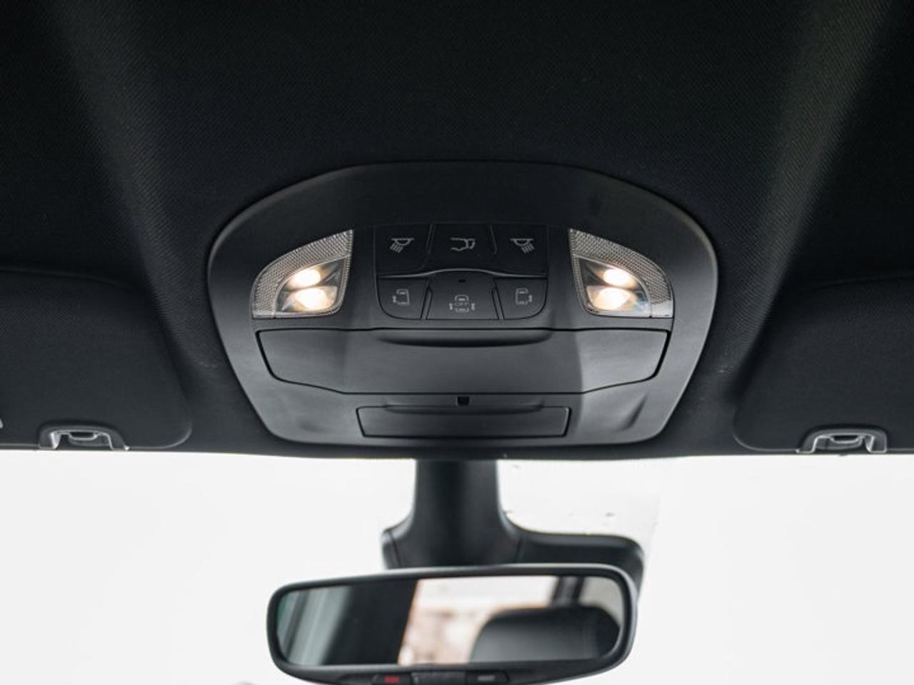 2026 Chrysler Pacifica Select Photo