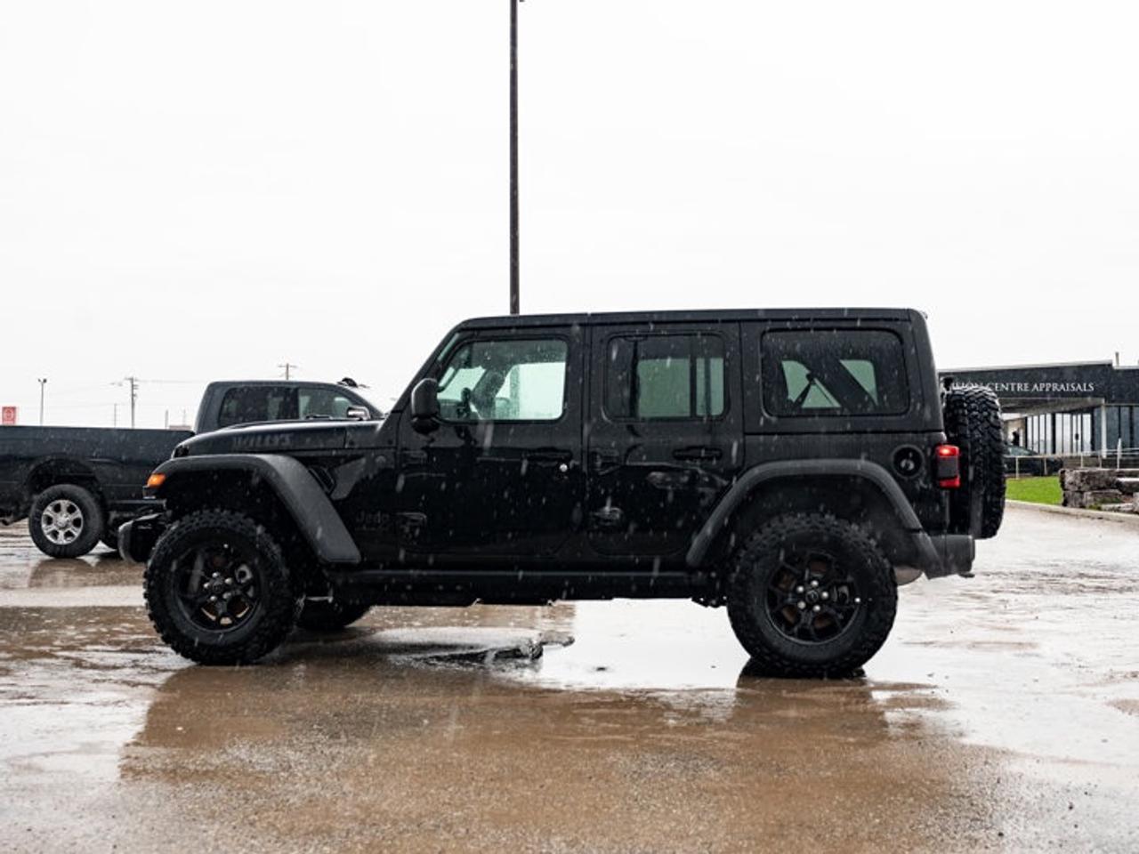 2026 Jeep Wrangler Willys Photo4