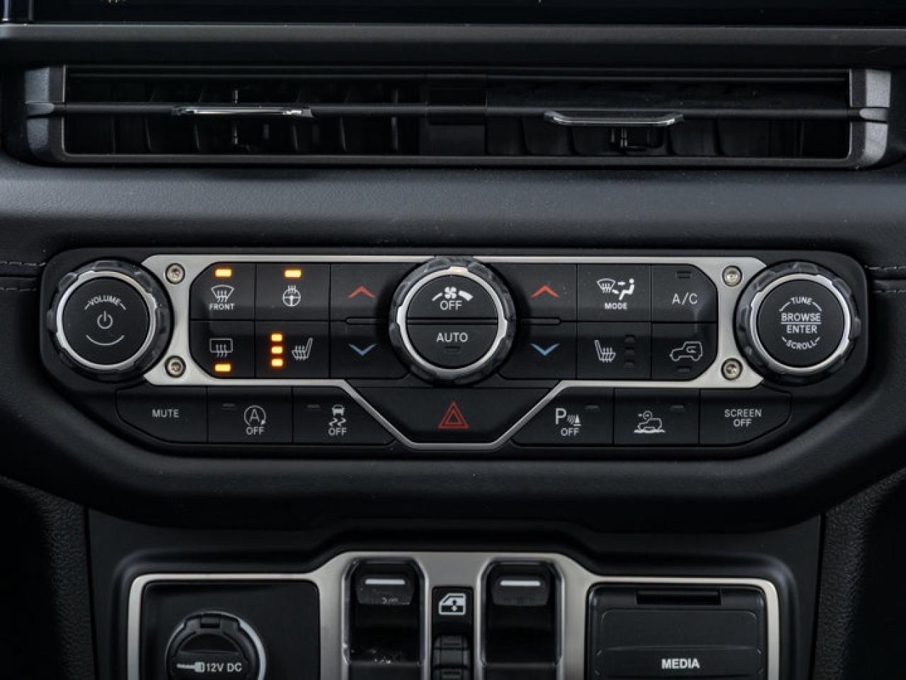 2026 Jeep Wrangler Sahara Photo