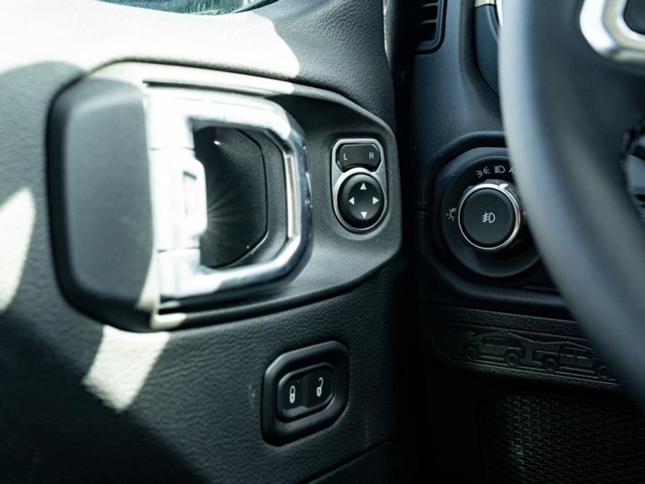 2026 Jeep Wrangler Sahara Photo