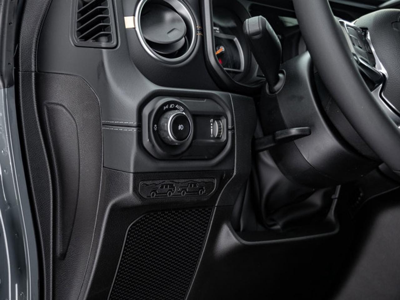 2026 Jeep Wrangler Sahara Photo