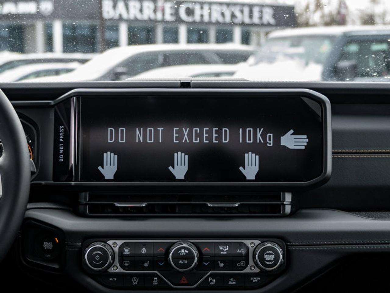 2026 Jeep Wrangler Sahara Photo