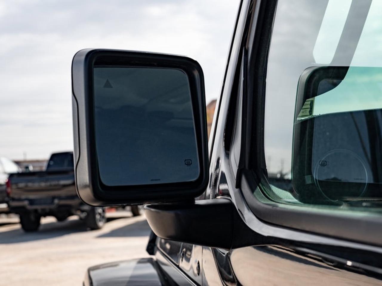 2026 Jeep Wrangler Sahara Photo
