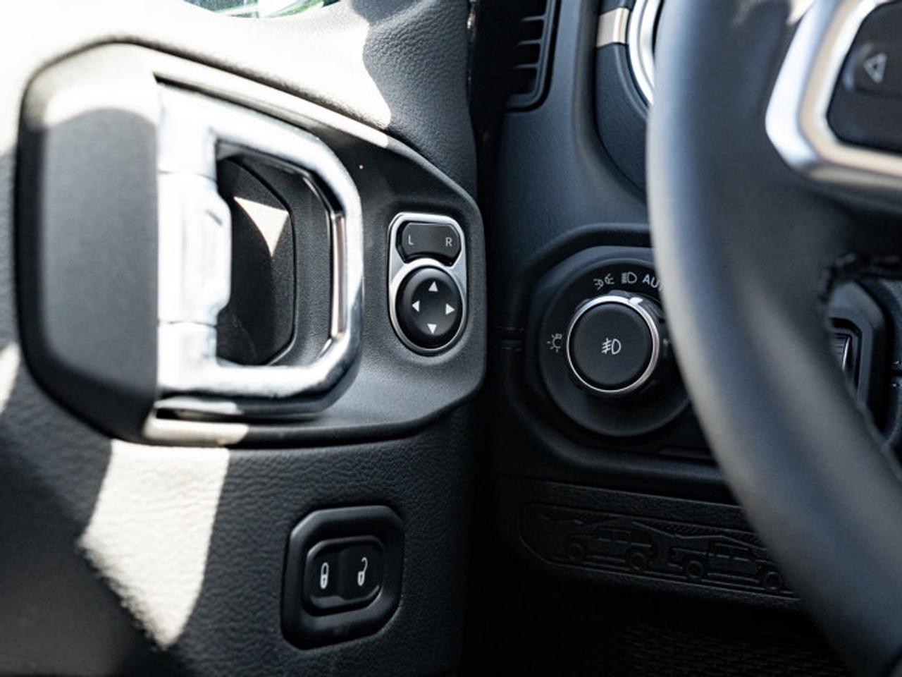 2026 Jeep Wrangler Sahara Photo