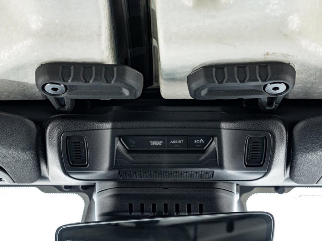 2026 Jeep Wrangler Sahara Photo