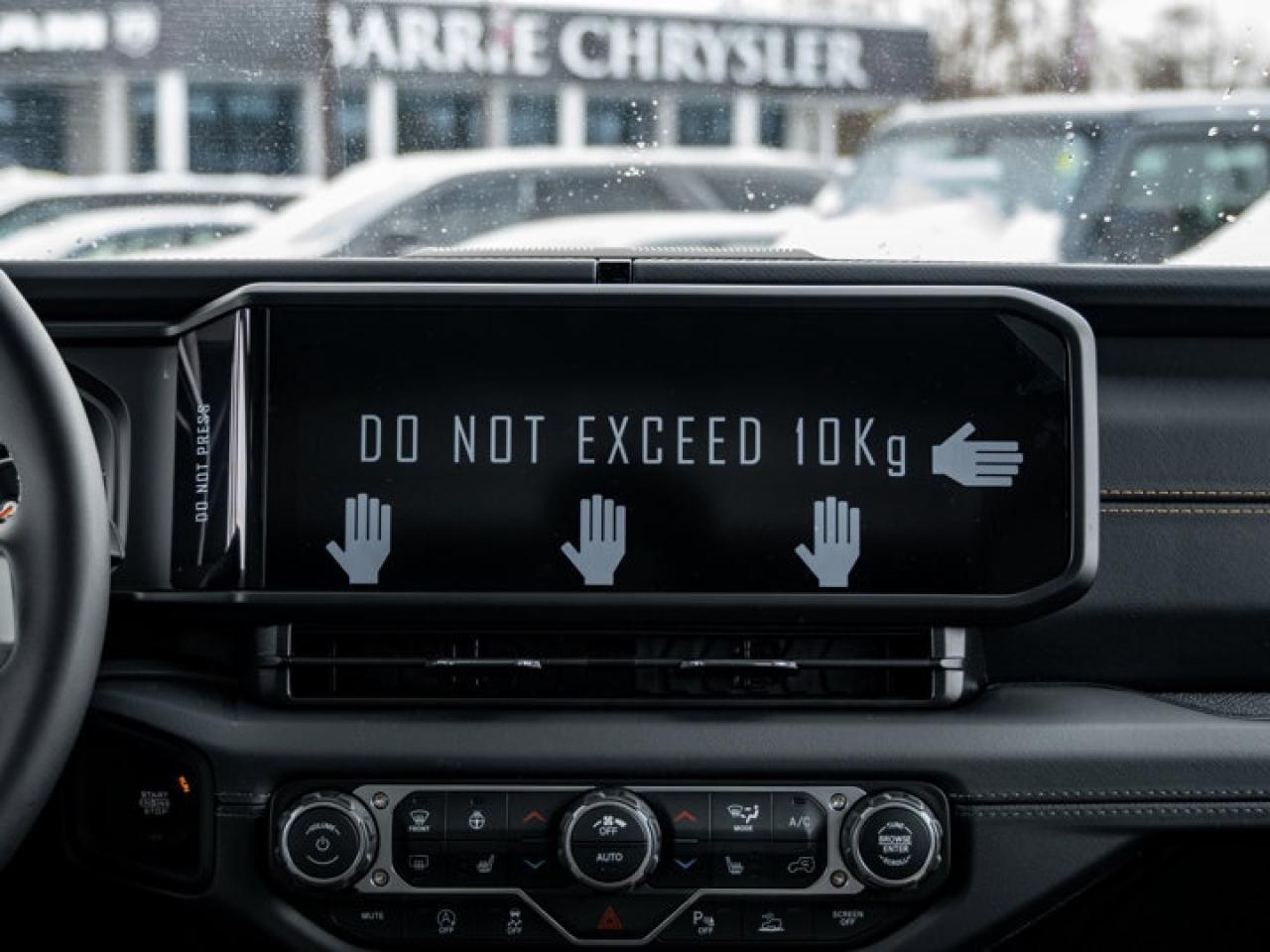 2026 Jeep Wrangler Sahara Photo