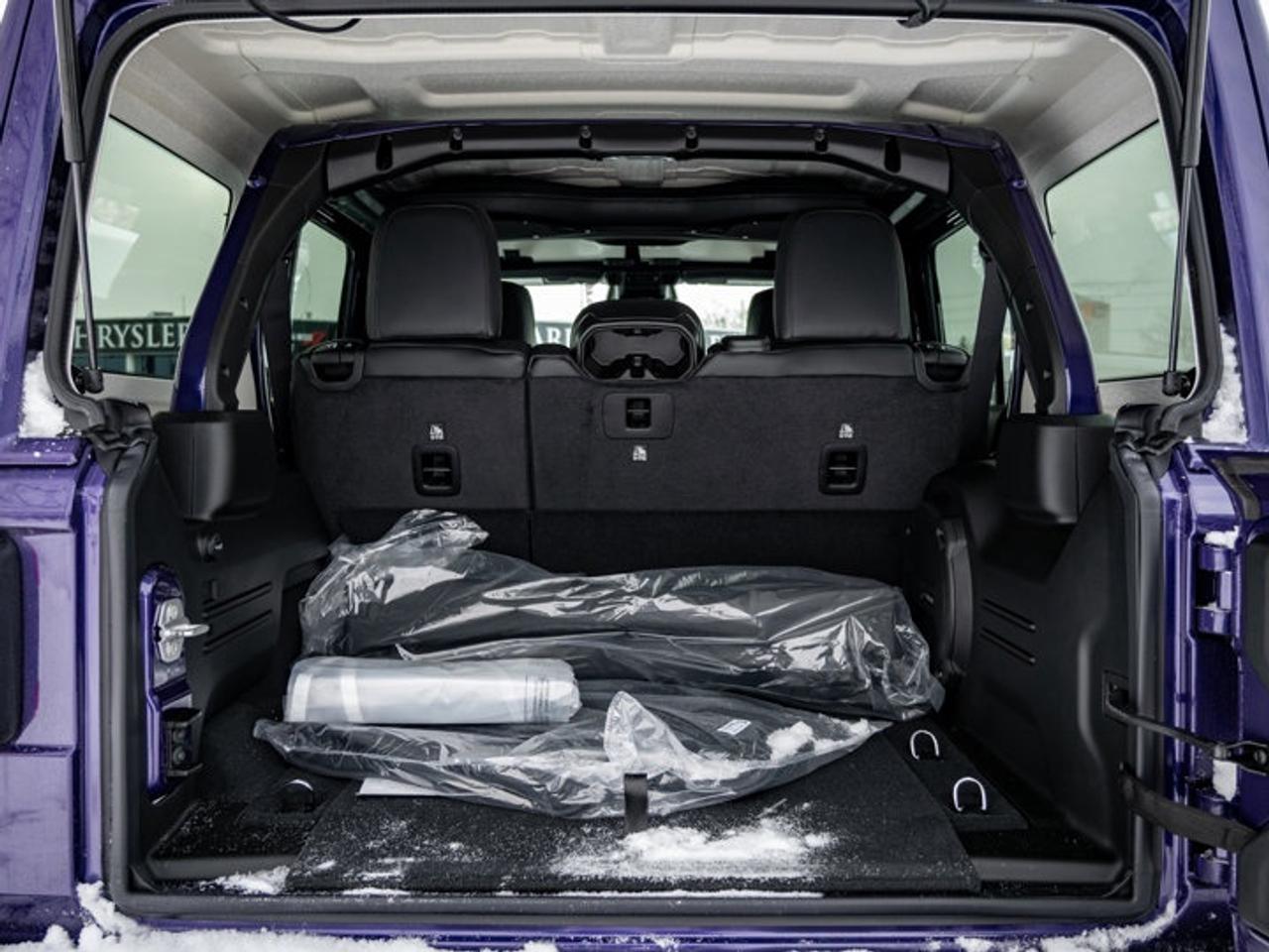 2026 Jeep Wrangler Sahara Photo