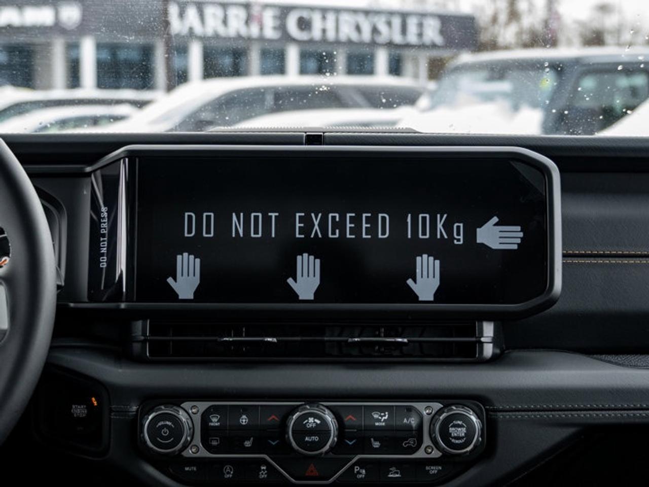 2026 Jeep Wrangler Sahara Photo