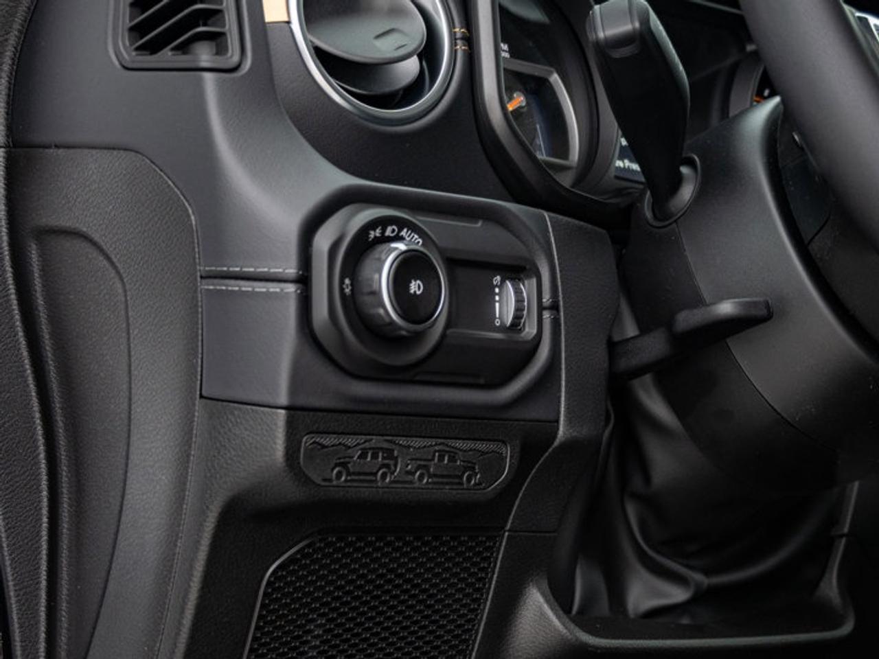 2026 Jeep Wrangler Sahara Photo