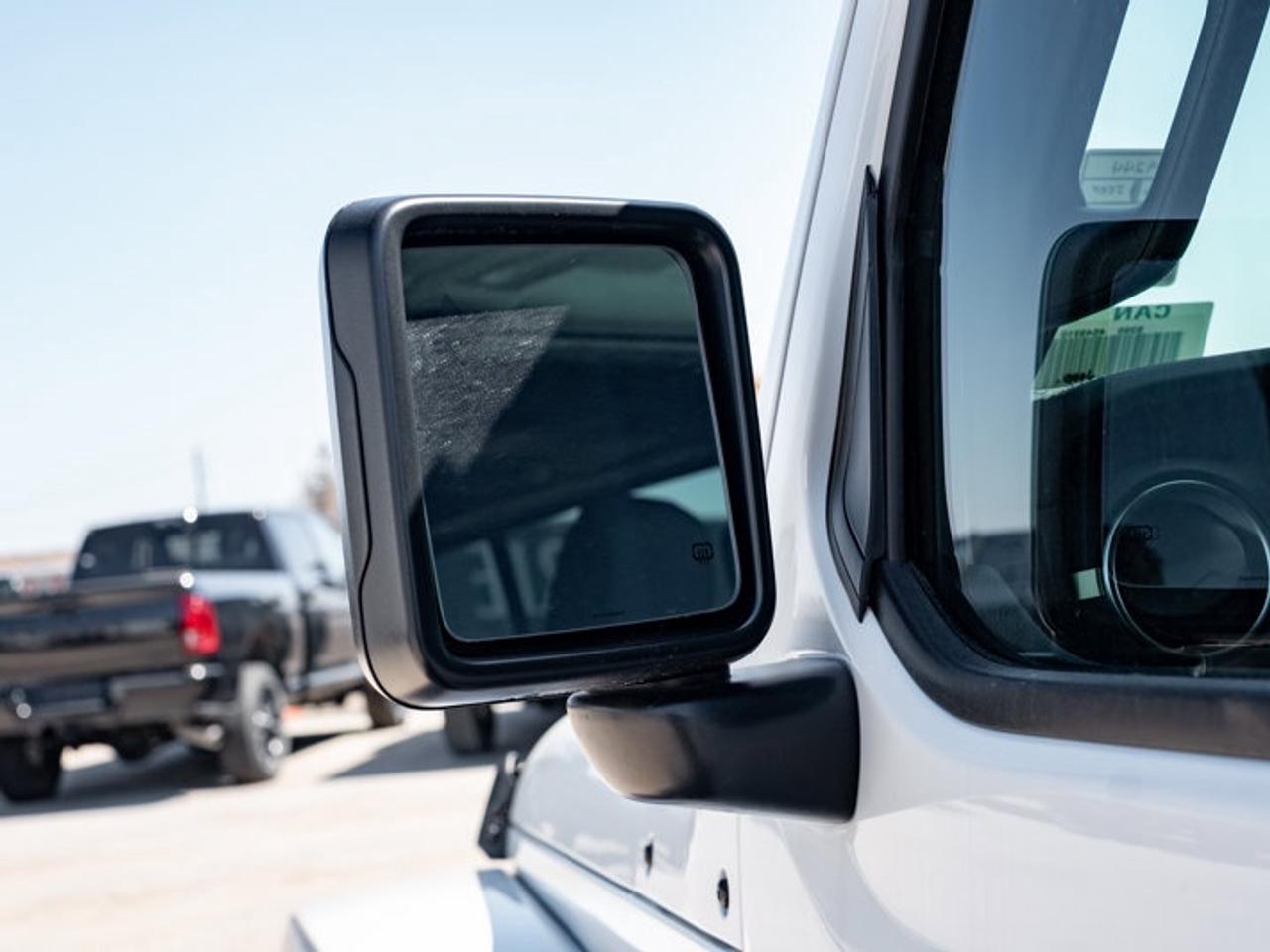 2026 Jeep Wrangler Sahara Photo