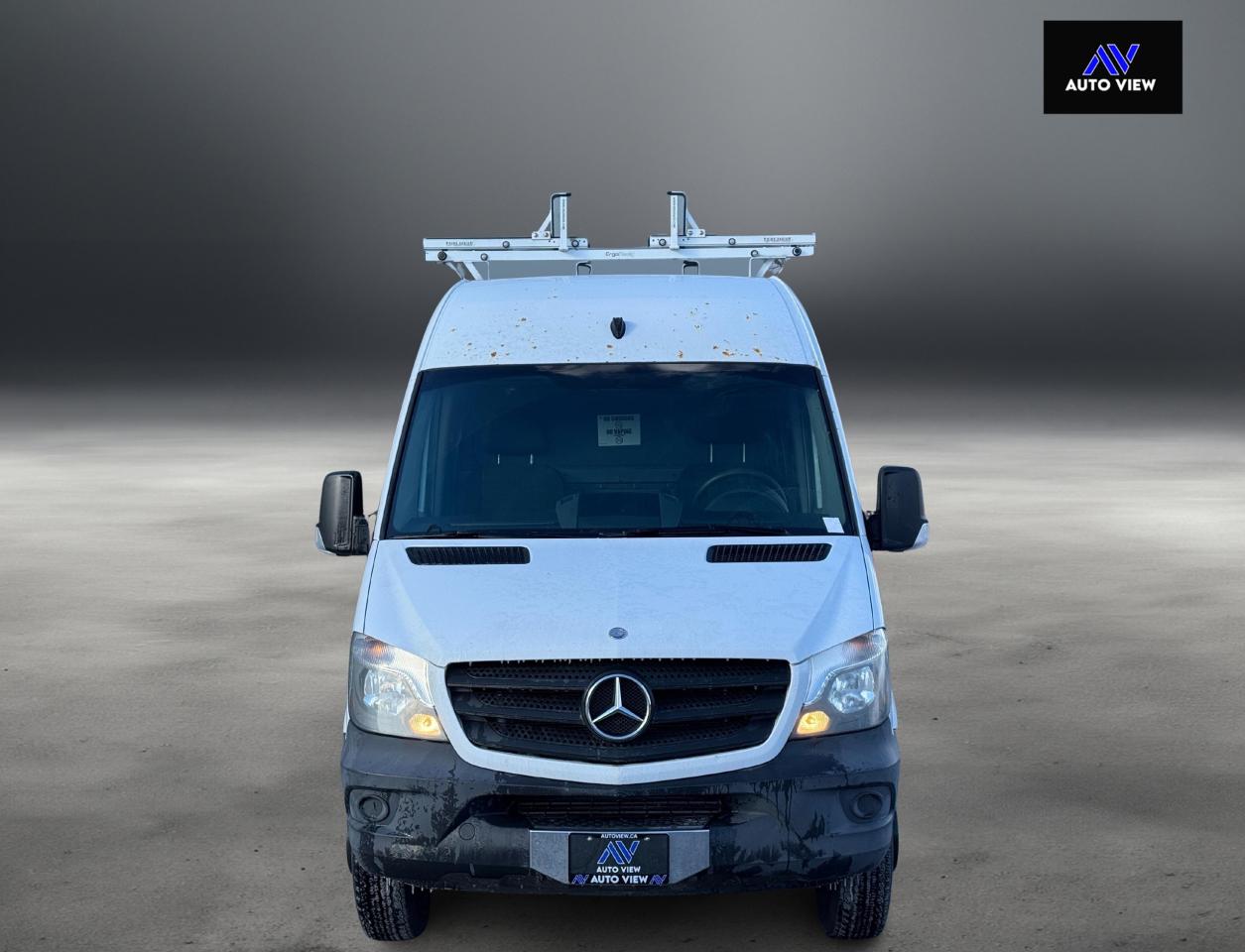 2014 Mercedes-Benz Sprinter 3500 144" **LADDER RACKS / PARTITION WALL** - Photo #3