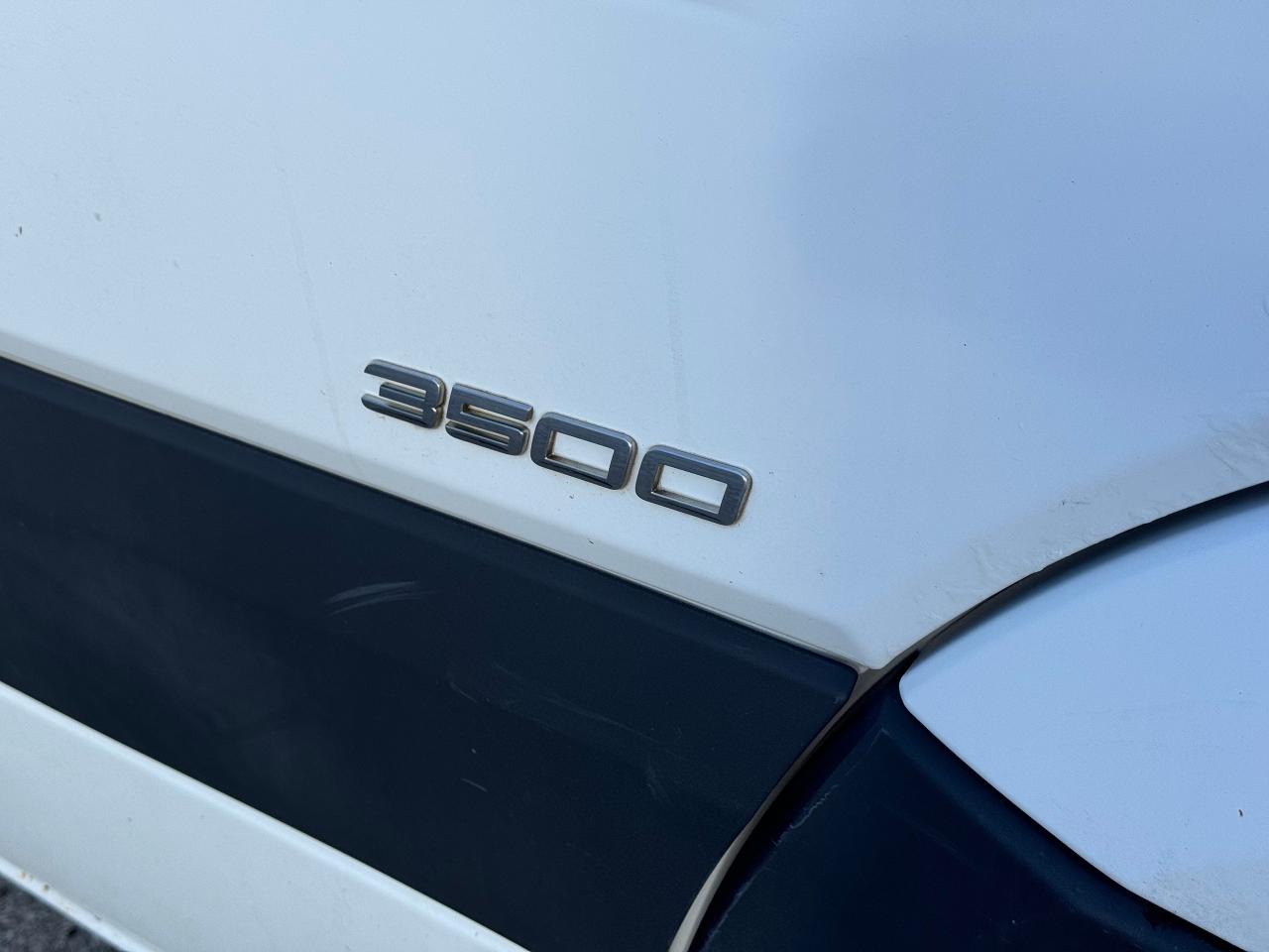 2014 Mercedes-Benz Sprinter 3500 144" **LADDER RACKS / PARTITION WALL** - Photo #14