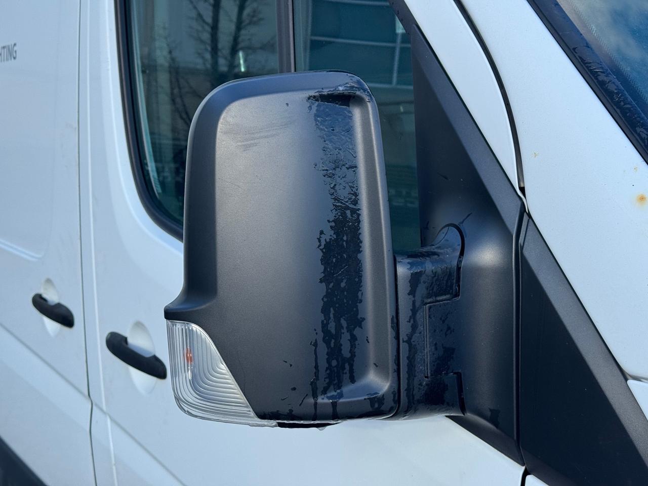 2014 Mercedes-Benz Sprinter 3500 144" **LADDER RACKS / PARTITION WALL** - Photo #13