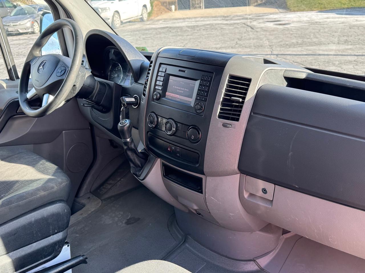 2014 Mercedes-Benz Sprinter 3500 144" **LADDER RACKS / PARTITION WALL** - Photo #27