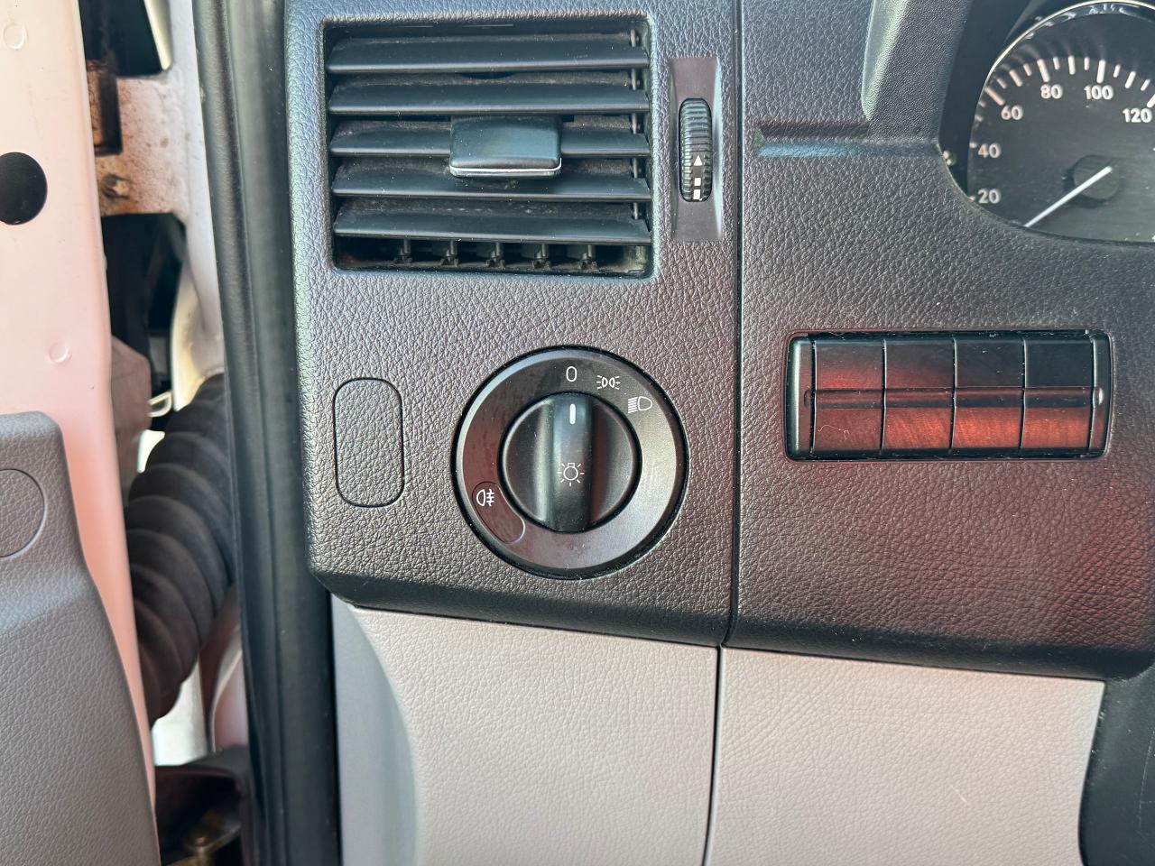 2014 Mercedes-Benz Sprinter 3500 144" **LADDER RACKS / PARTITION WALL** - Photo #23