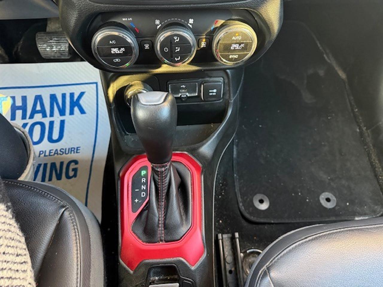 2015 Jeep Renegade 4WD 4dr Trailhawk Photo