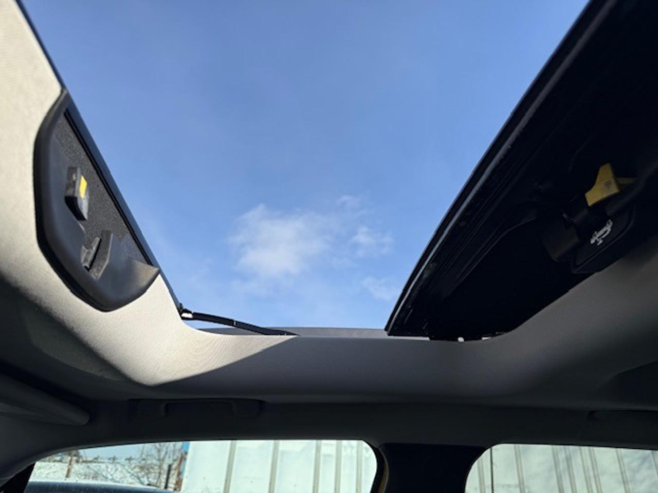2015 Jeep Renegade 4WD 4dr Trailhawk Photo
