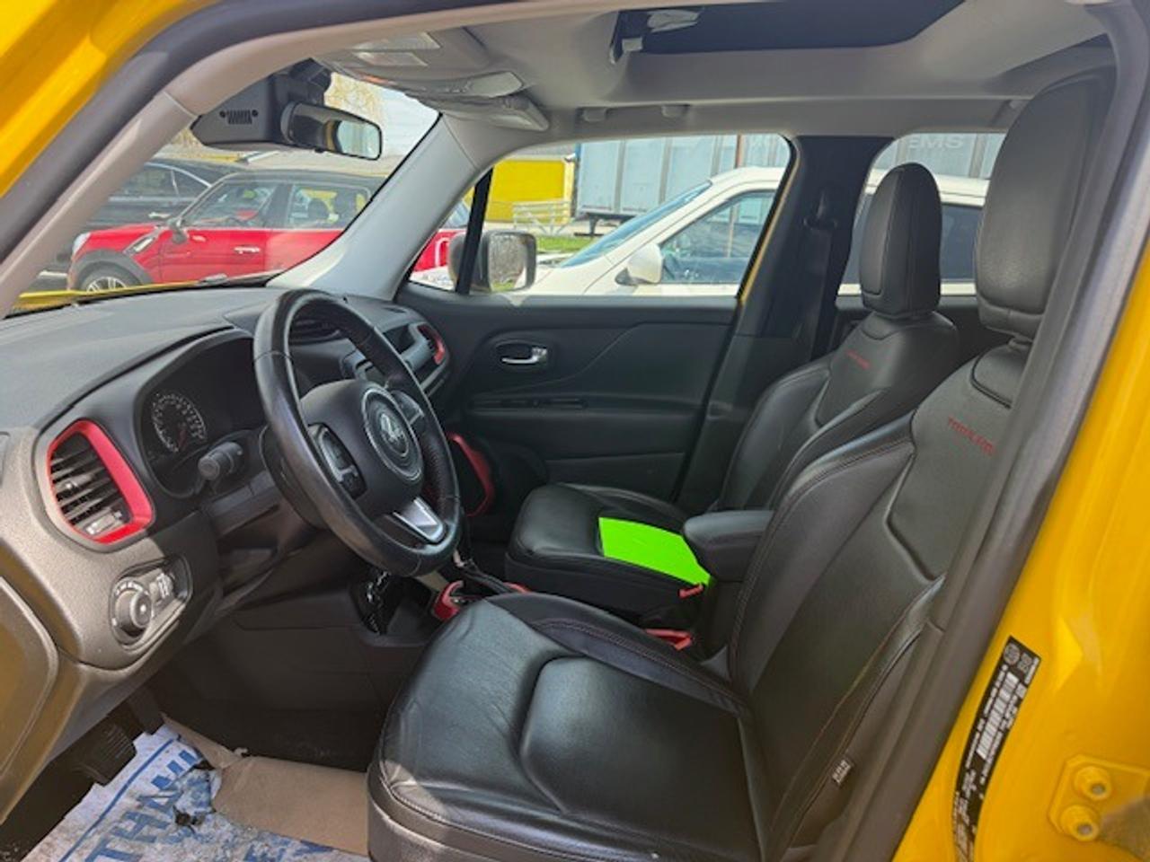 2015 Jeep Renegade 4WD 4dr Trailhawk Photo