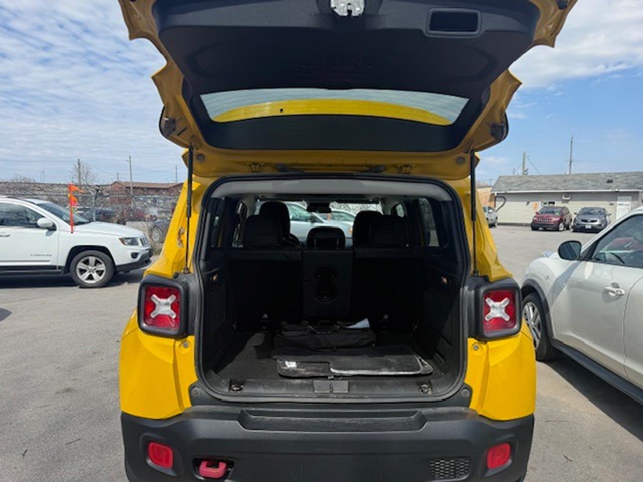 2015 Jeep Renegade 4WD 4dr Trailhawk Photo