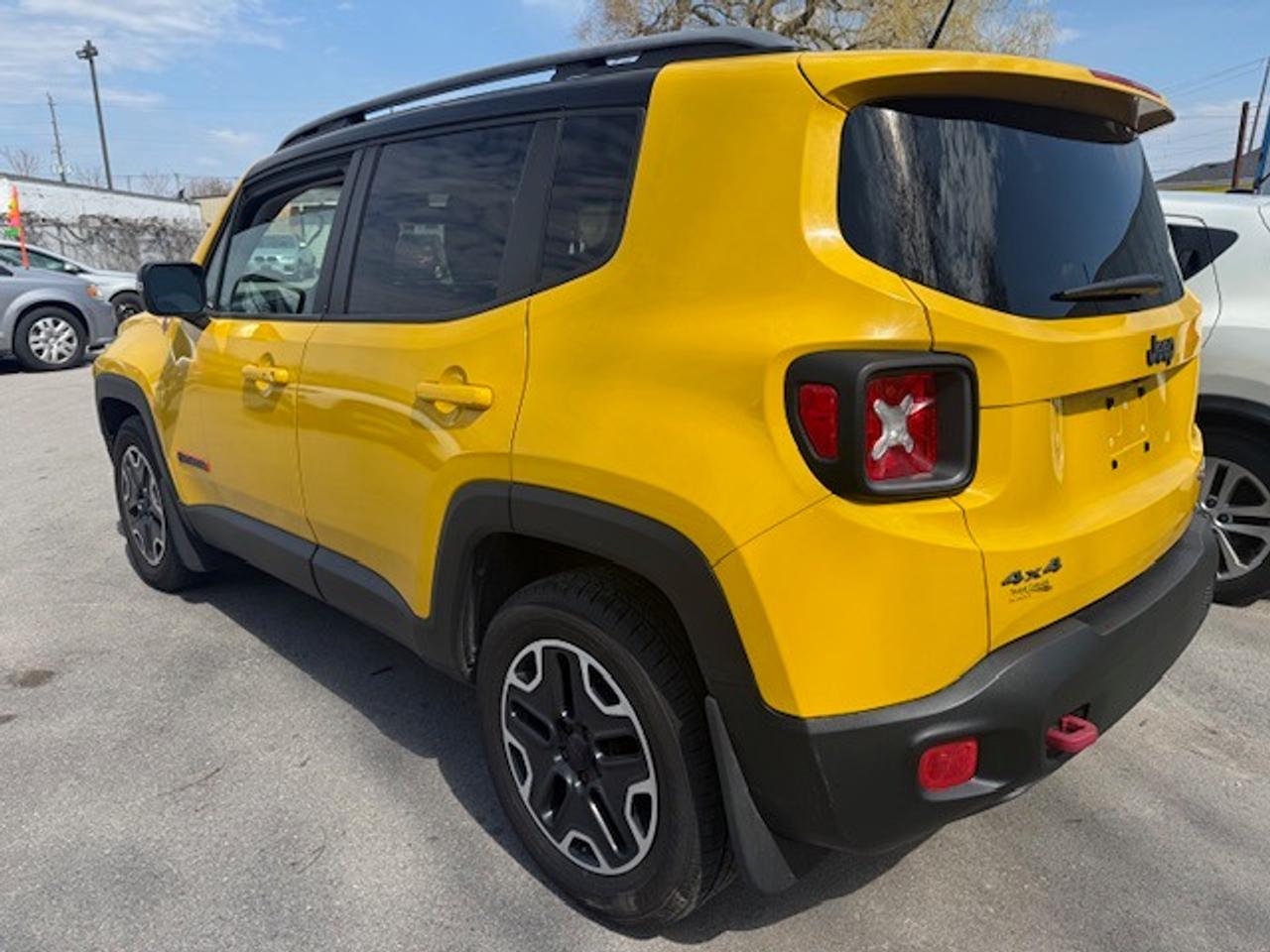 2015 Jeep Renegade 4WD 4dr Trailhawk Photo