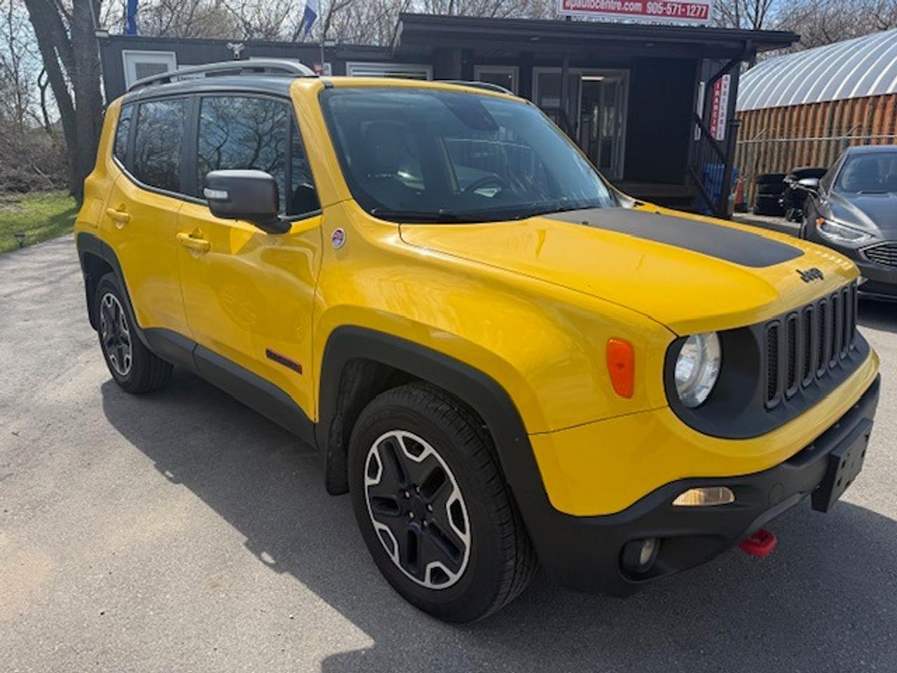 2015 Jeep Renegade 4WD 4dr Trailhawk Photo