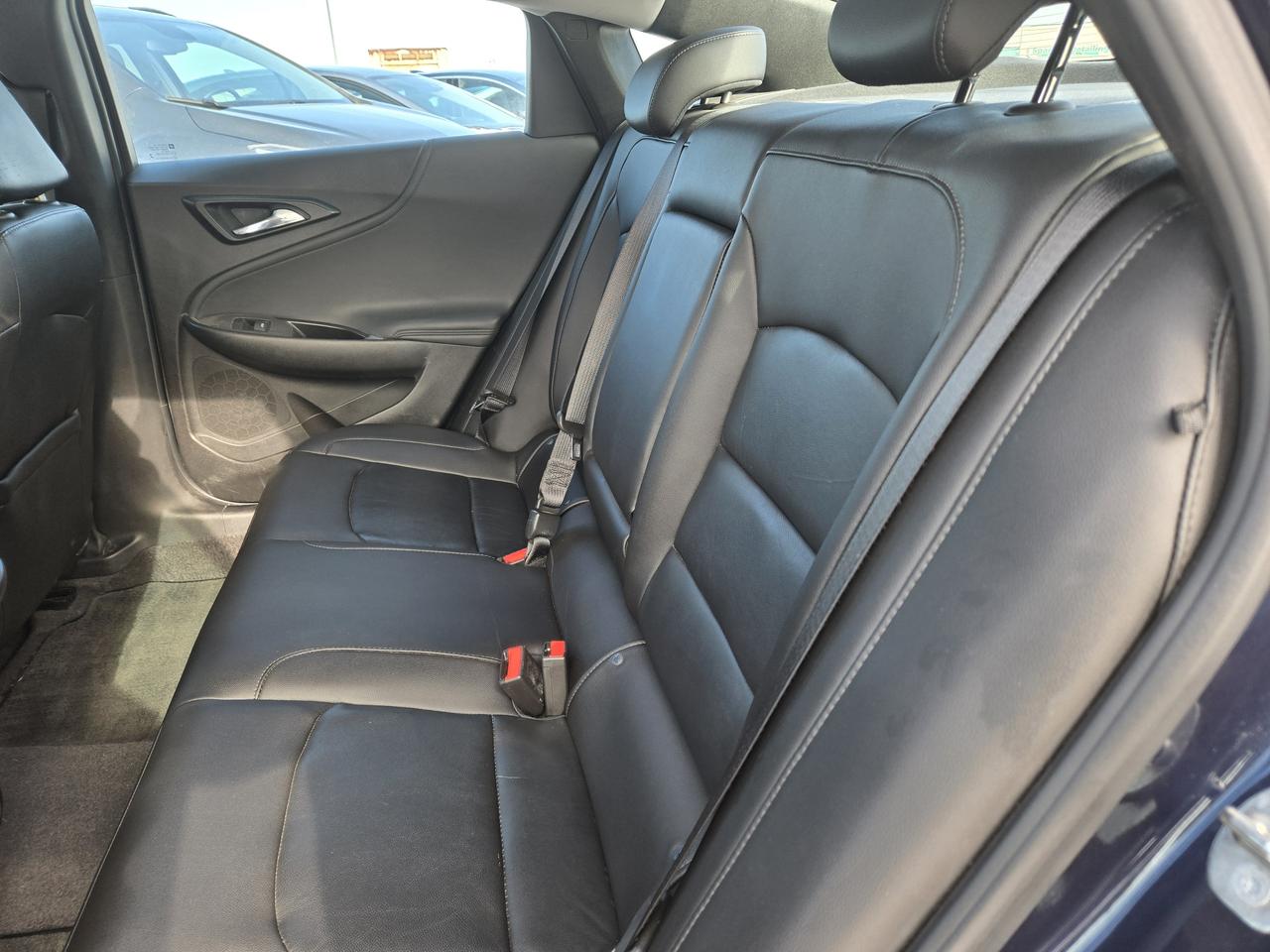 2017 Chevrolet Malibu LT Photo