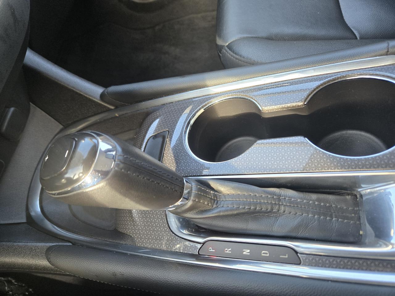 2017 Chevrolet Malibu LT Photo