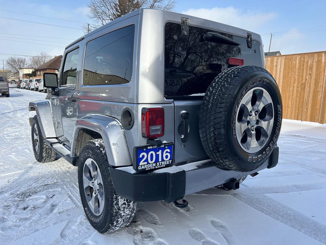 2016 Jeep Wrangler Sahara Photo2