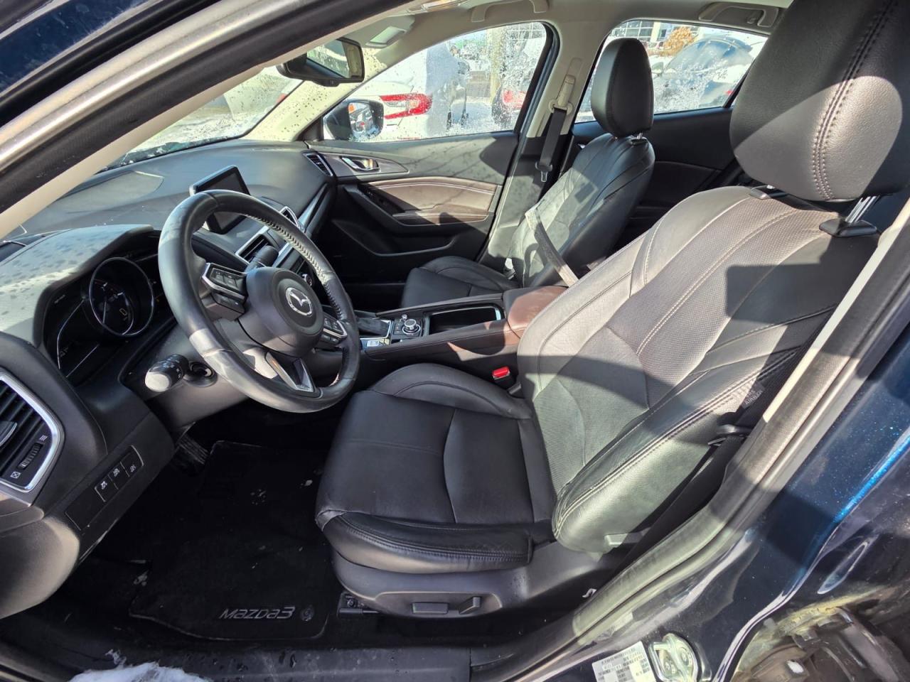 2018 Mazda MAZDA3 GT, FOR EXPORT OR PARTS, IRREPARABLE, ONLY 25KMS - Photo #10