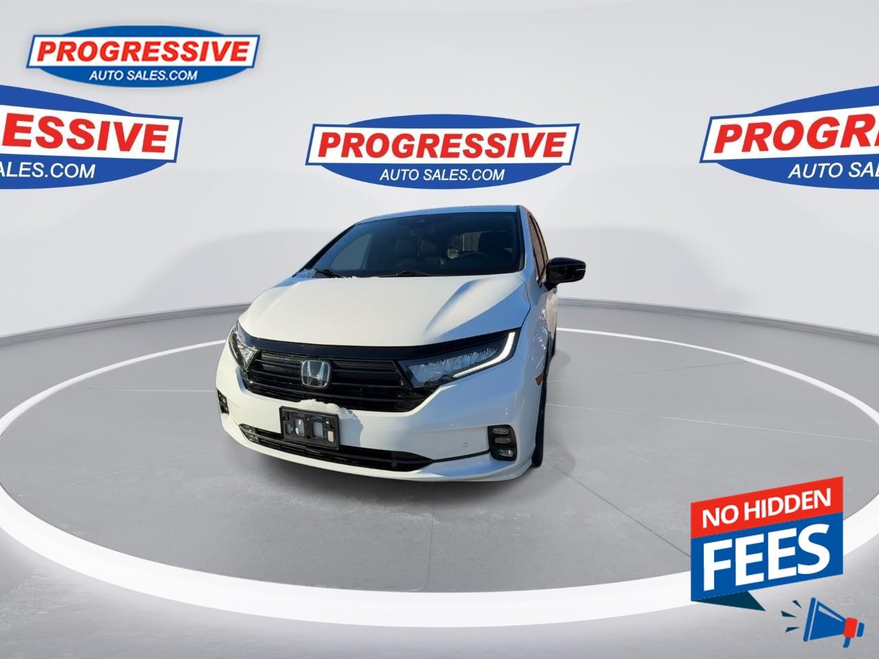 2023 Honda Odyssey Black Edition Photo3