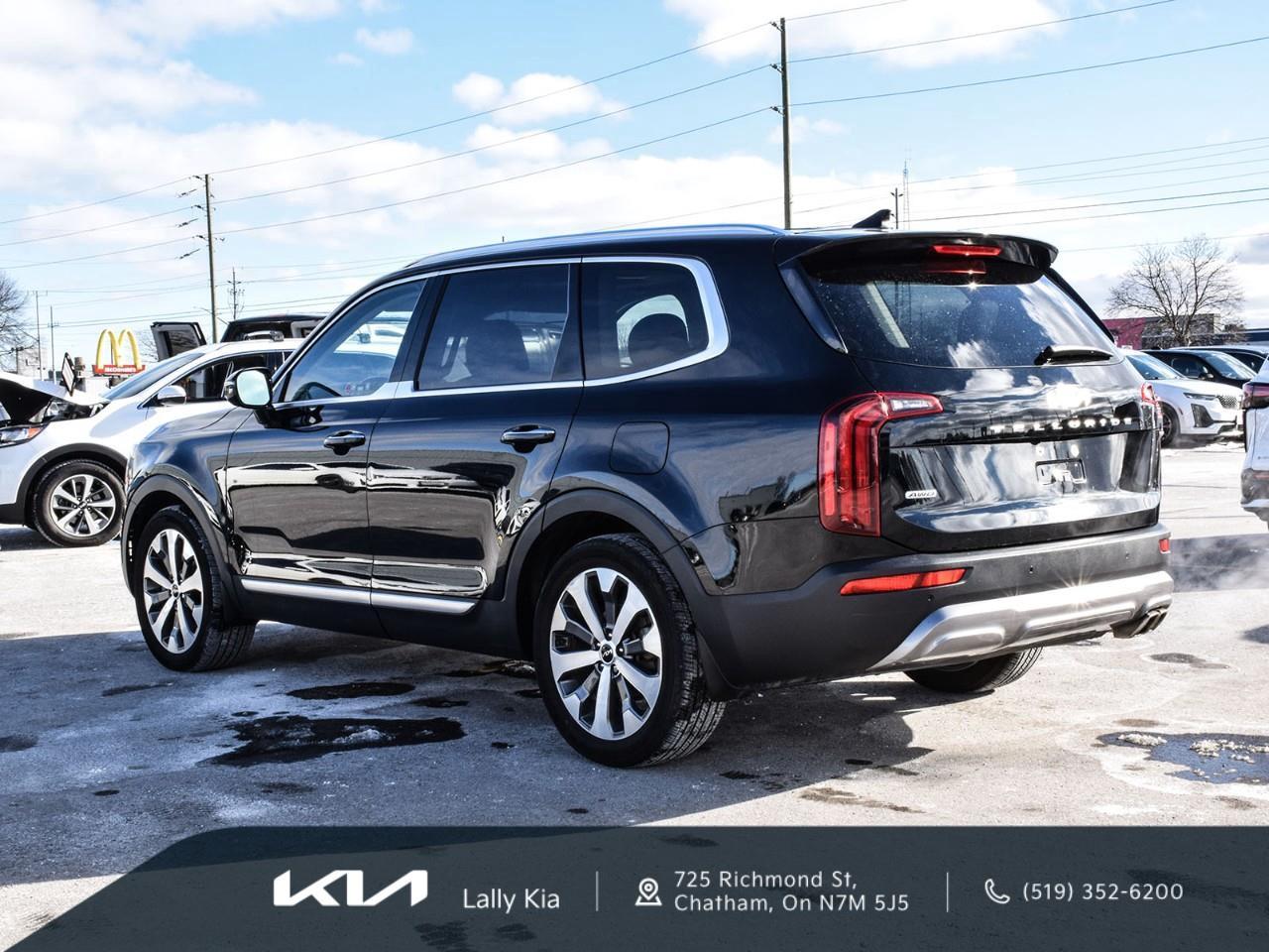 2022 Kia Telluride Nightsky New Arrival | Low KMs | Clean CarFax | Leather | Roof Photo3