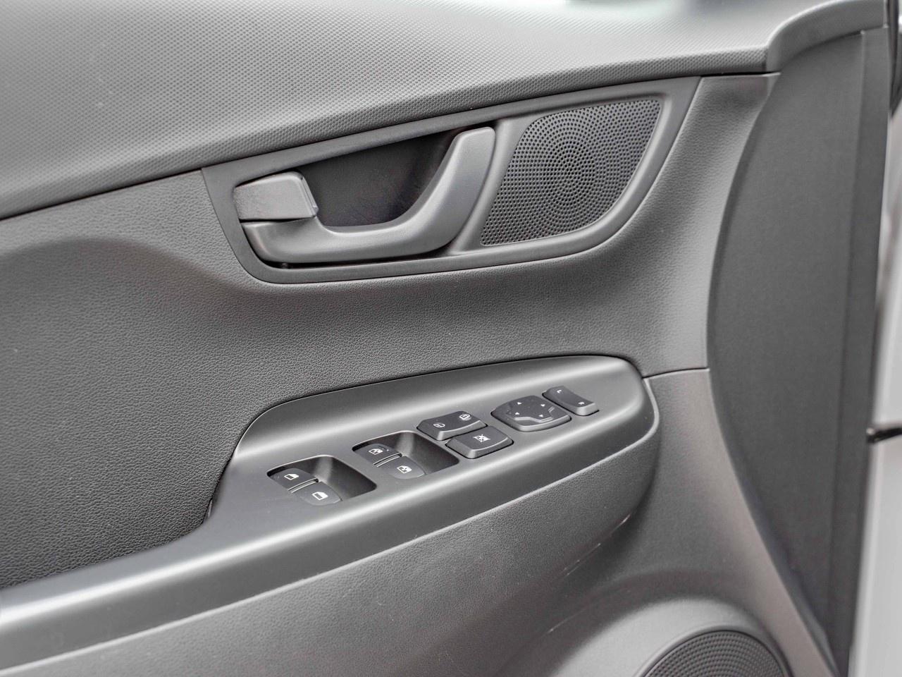 2022 Hyundai KONA 2.0L Preferred FWD Photo