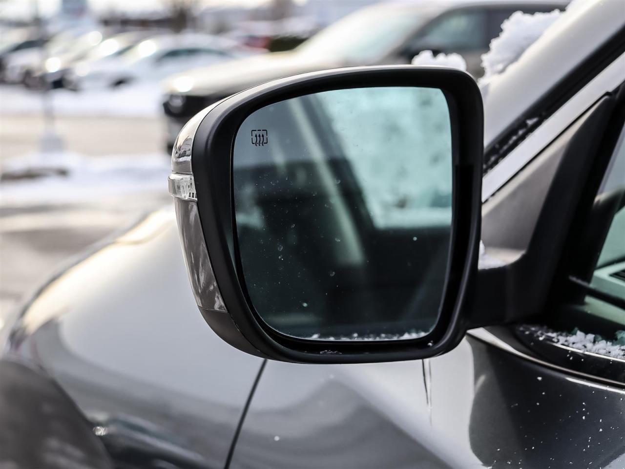 2019 Nissan Rogue SV AWD Photo