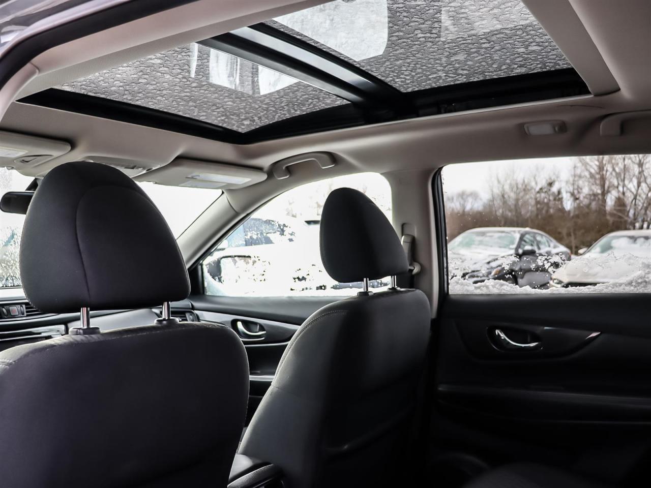 2019 Nissan Rogue SV AWD Photo