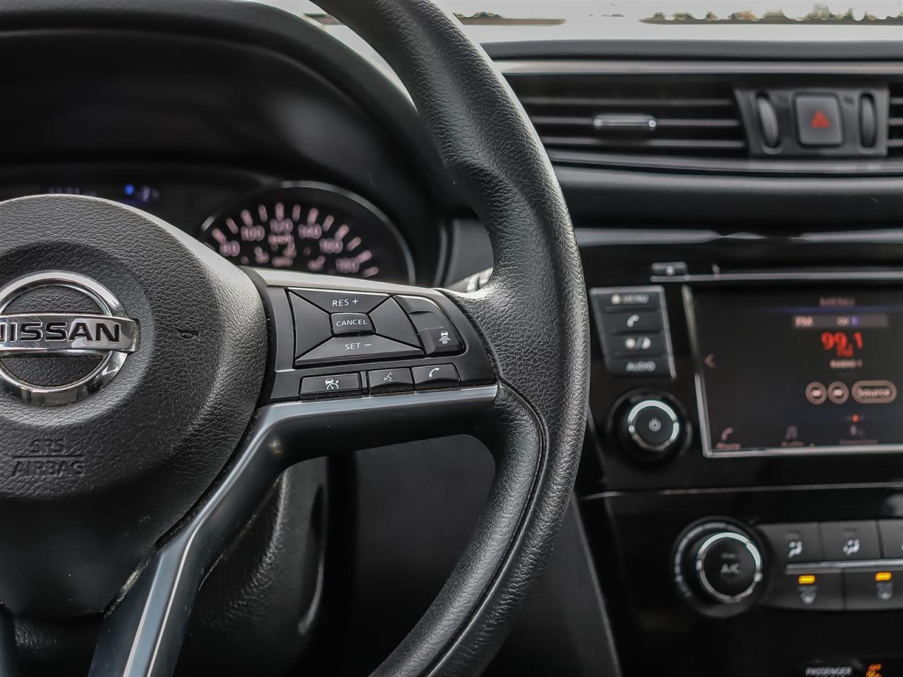 2019 Nissan Rogue SV AWD Photo