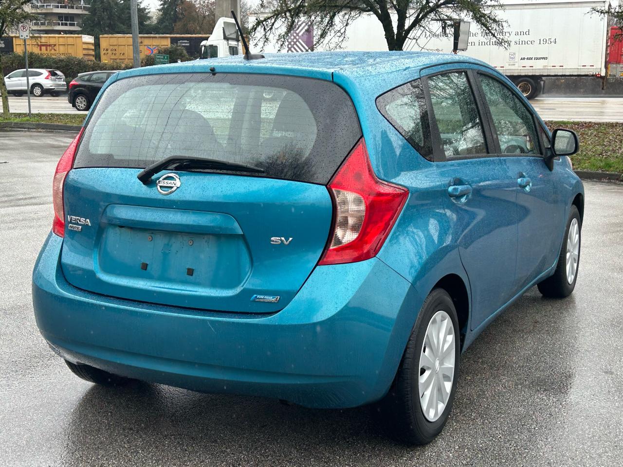 2014 Nissan Versa Note SV - Photo #6