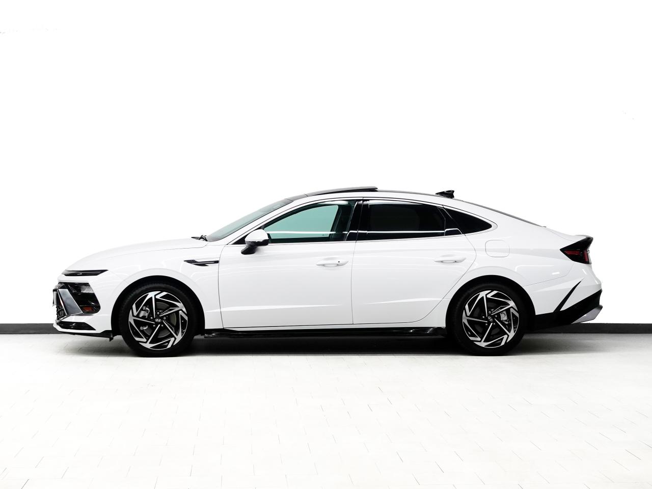 2025 Hyundai Sonata PREFERRED-Trend AWD | Nav | Leather | Pano roof