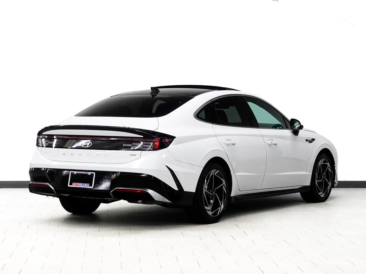 2025 Hyundai Sonata PREFERRED-Trend AWD | Nav | Leather | Pano roof