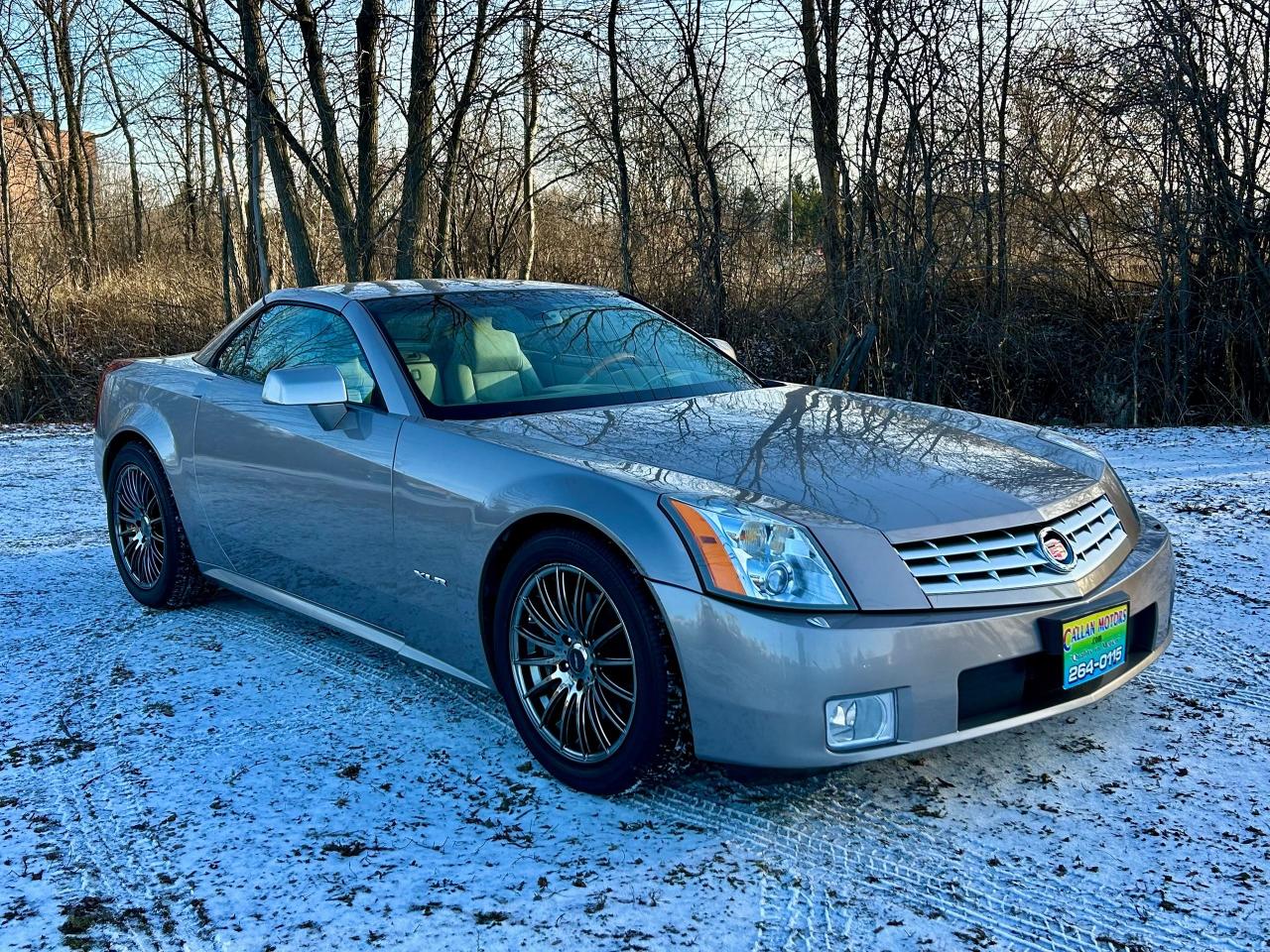 2005 Cadillac XLR Convertible 4.6L V8 RWD Auto Hard-Top Convertible - Photo #3