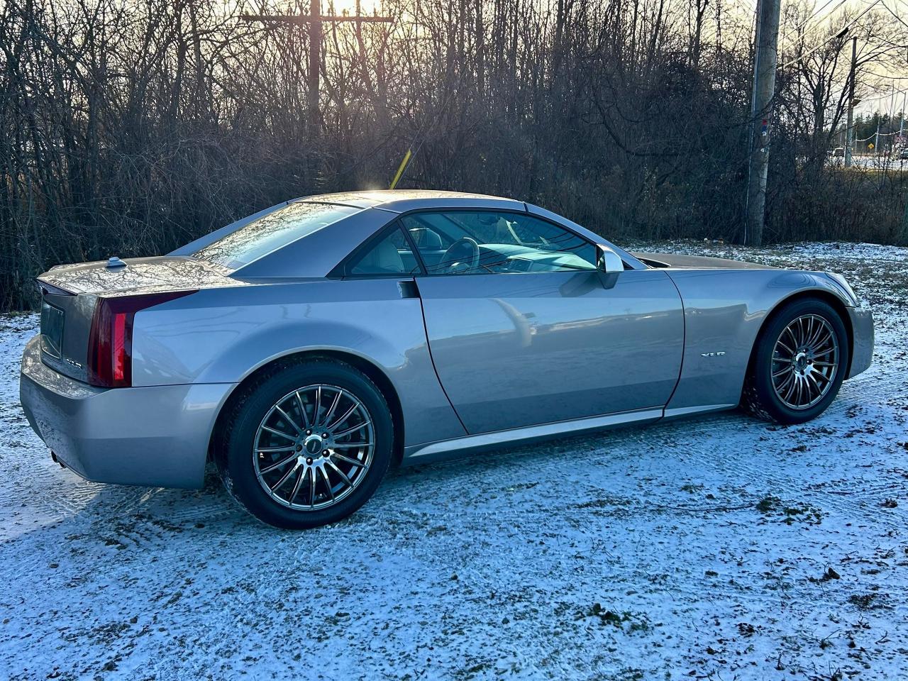 2005 Cadillac XLR Convertible 4.6L V8 RWD Auto Hard-Top Convertible - Photo #7