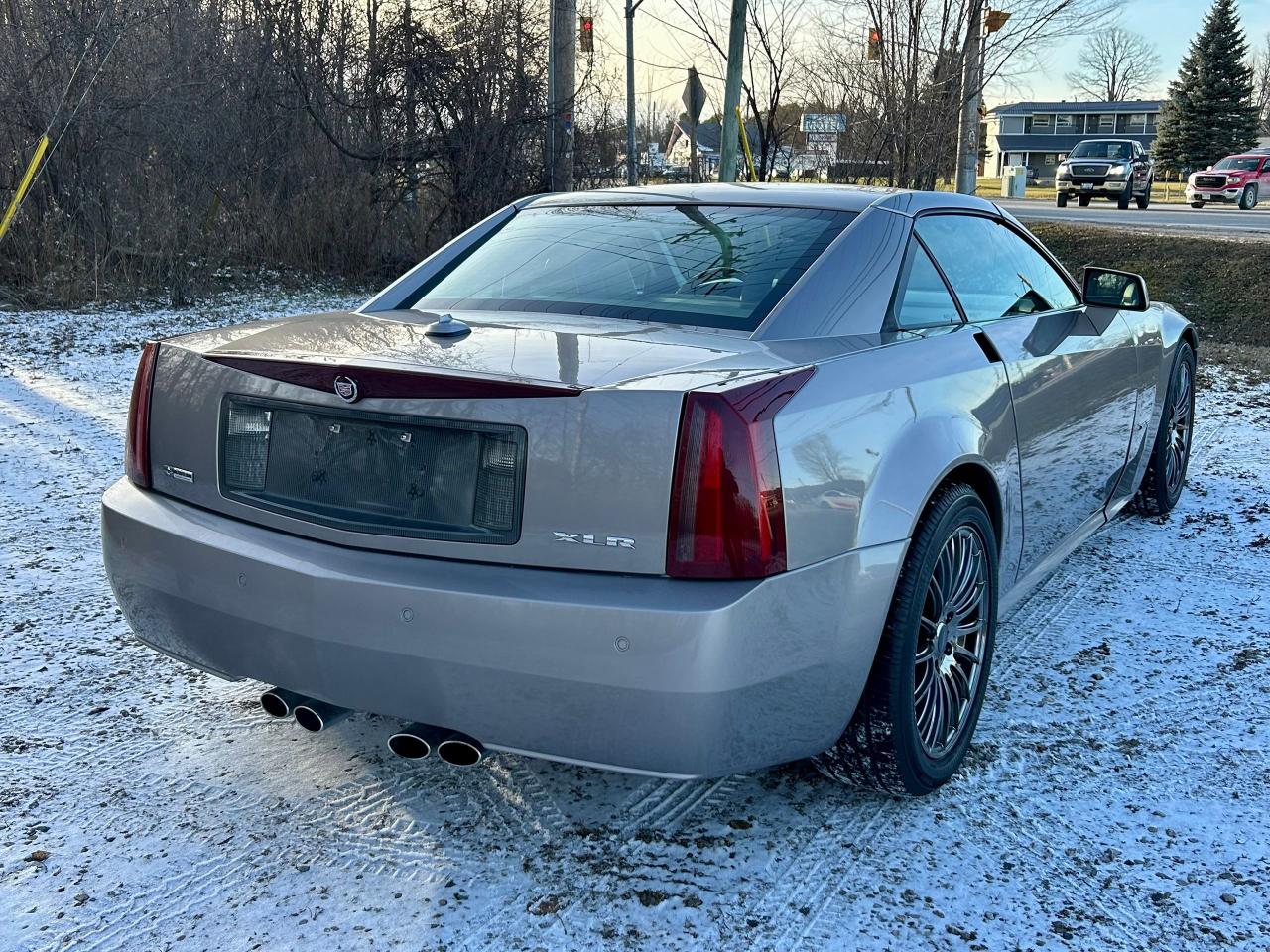 2005 Cadillac XLR Convertible 4.6L V8 RWD Auto Hard-Top Convertible - Photo #10