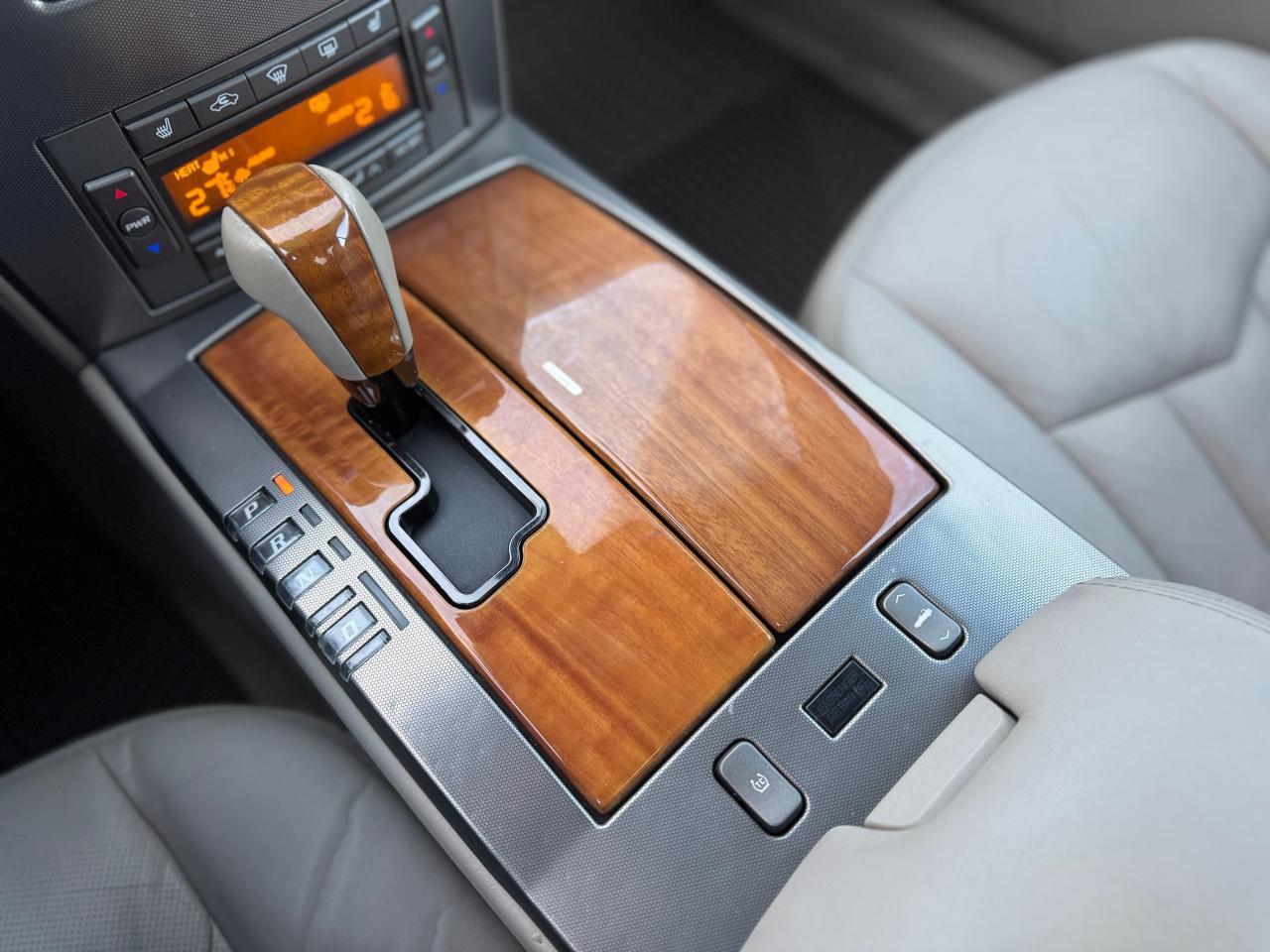 2005 Cadillac XLR Convertible 4.6L V8 RWD Auto Hard-Top Convertible - Photo #20