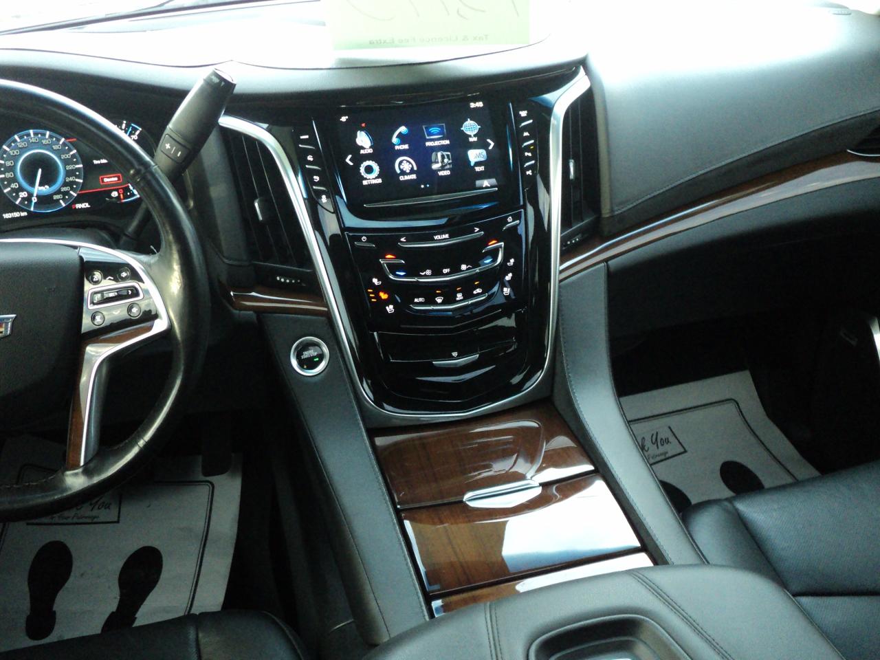 2019 Cadillac Escalade ESV Luxury 4WD 6.2L8cyl 7Pass Roof Leather Nav DVD - Photo #19