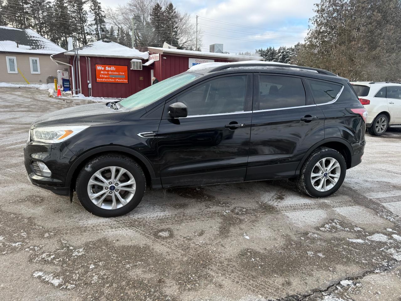 2017 Ford Escape SE BACKUP CAMERA HEATED SEATS - Photo #4
