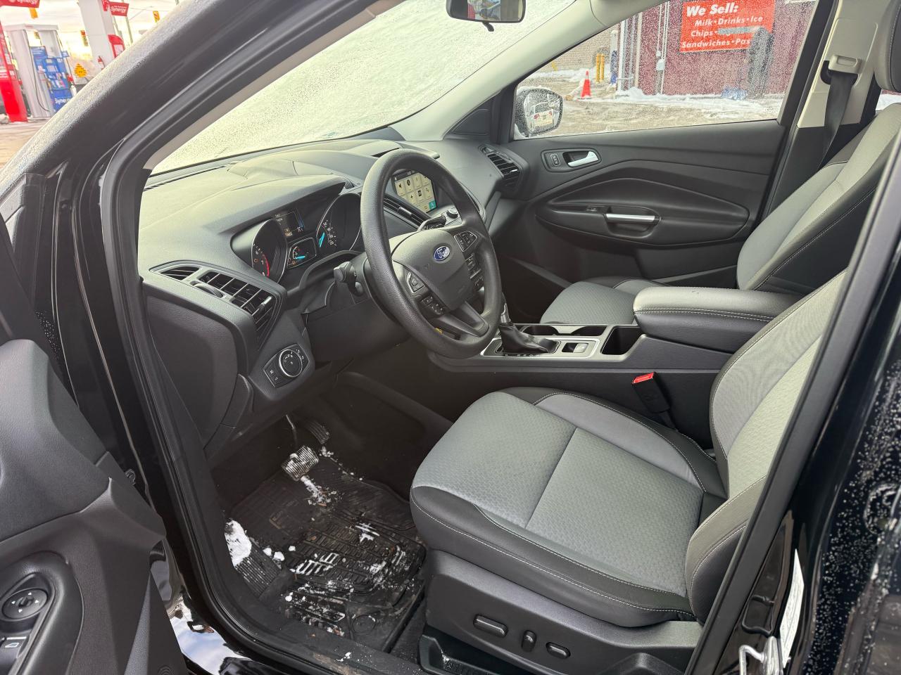 2017 Ford Escape SE BACKUP CAMERA HEATED SEATS - Photo #5