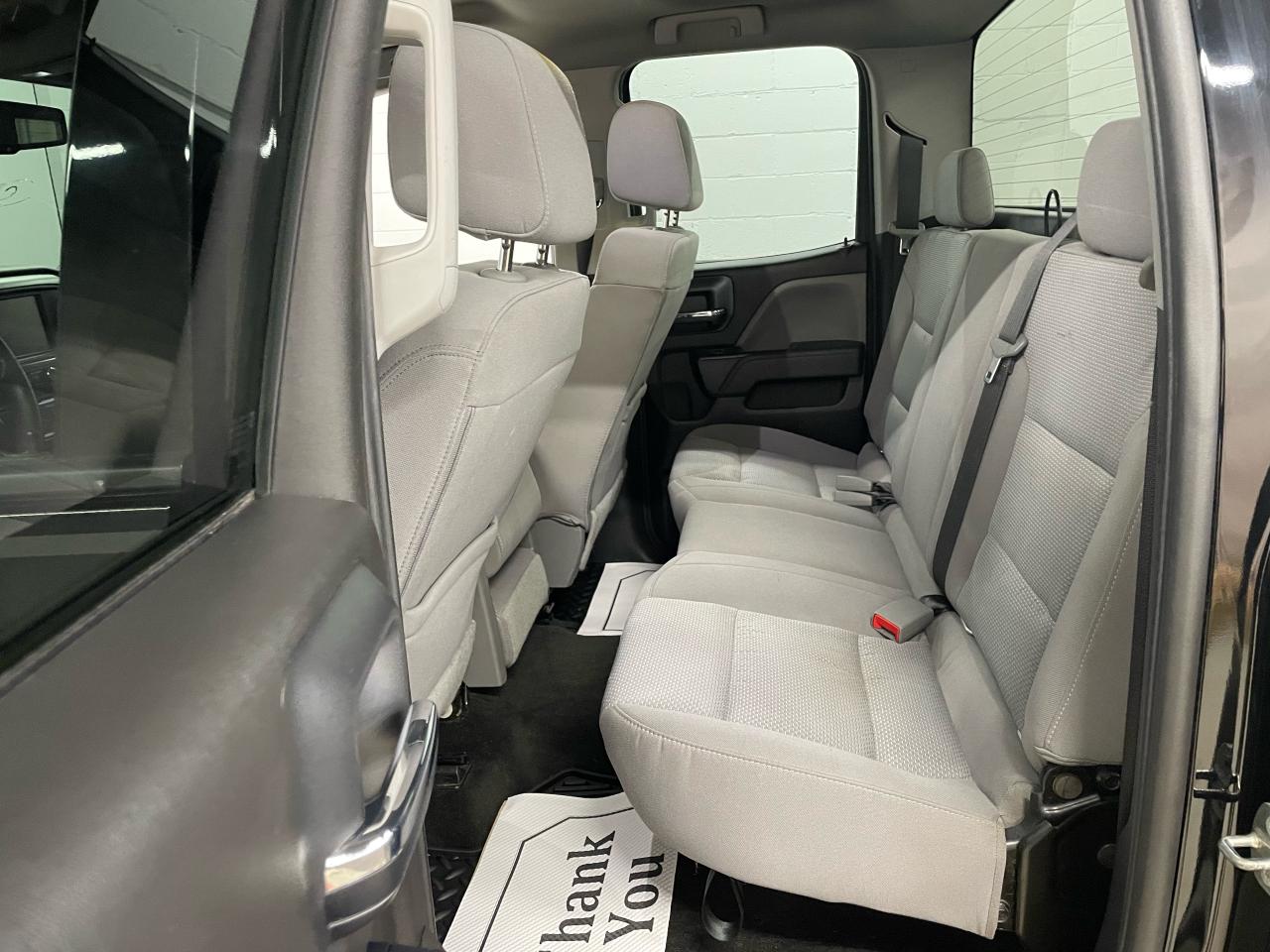 2018 Chevrolet Silverado 1500 Custom Photo8