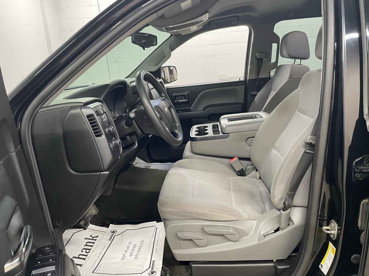 2018 Chevrolet Silverado 1500 Custom Photo