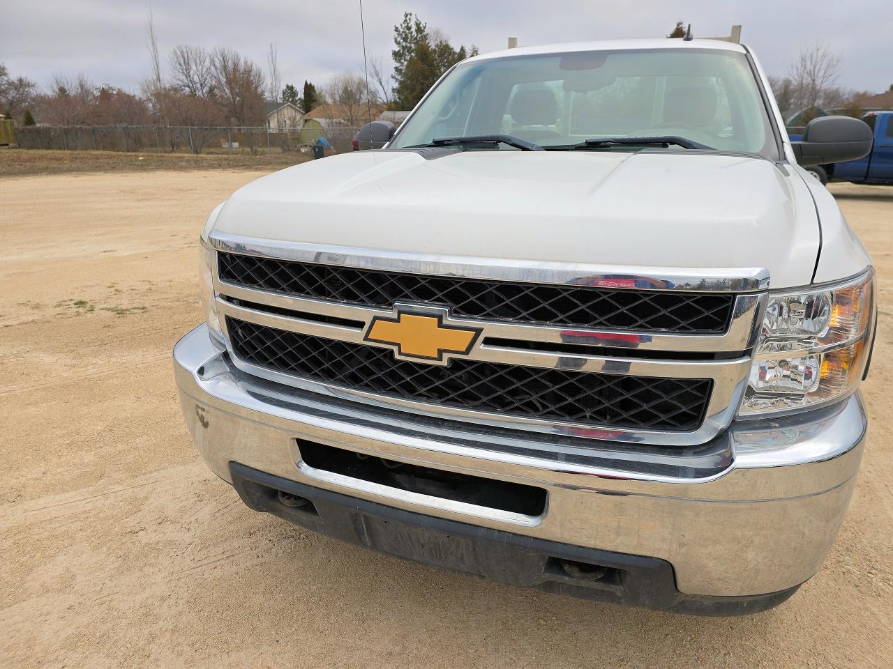 2014 Chevrolet Silverado 2500 WT - Photo #2