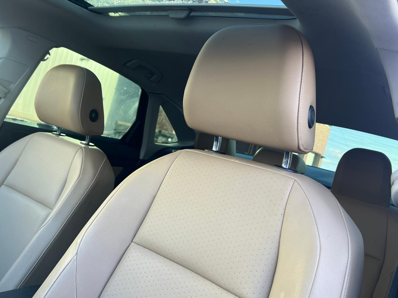 2019 Volkswagen Jetta Highline, Tan Leather Interior - Photo #10