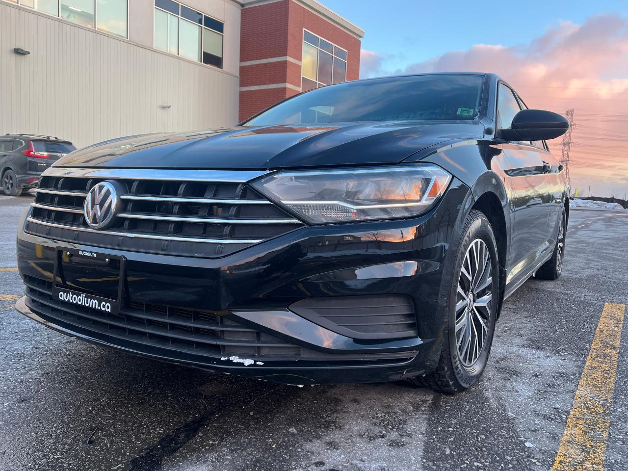 2019 Volkswagen Jetta Highline, Tan Leather Interior - Photo #2